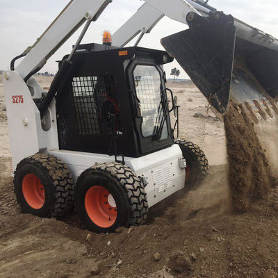 275F 55KW 0.7 تن کمکت اسکید استیر بارگیر 0.53M3 با سیستم انتقال قدرت